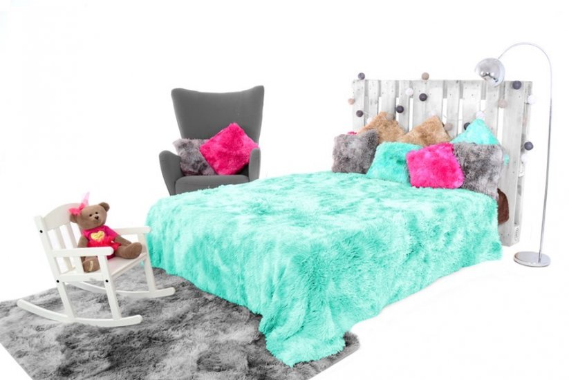 Chlupaté OMBRE přikrývky a deky mentolové barvy na postel 200 x 220 cm