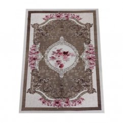 Krásny hnedý koberec s kvetinovým vzorom