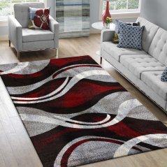 Červený vzorovaný koberec s jemným vlasom
