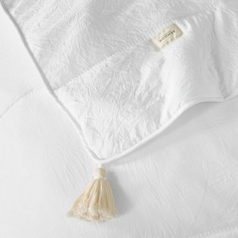 Бяла покривка за легло Noemi с пискюли 170 x 210 cm