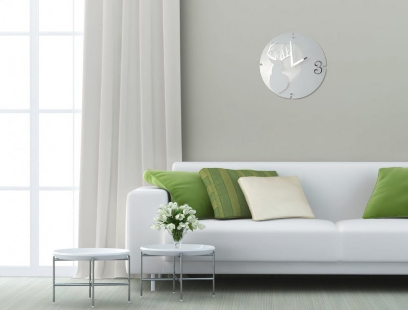 Elegante orologio da parete bianco con cervo, 30 cm