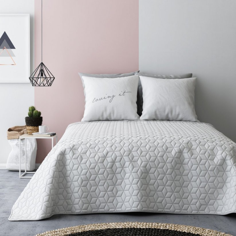 Bielo sivé obojstranné prikrývky na posteľ a abstraktným vzorom