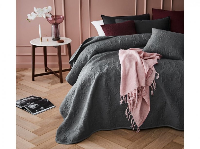 Gyönyörű szürke steppelt ágytakaró 170 x 210 cm