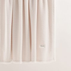 Weiche cremefarbene Boucle-Decke 125 x 150 cm