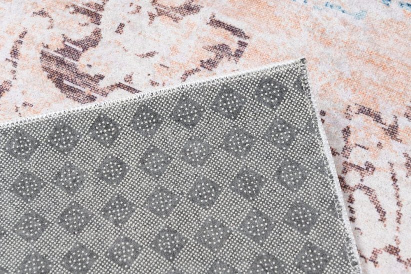 Trendiger Teppich in Brauntönen mit dezentem Muster