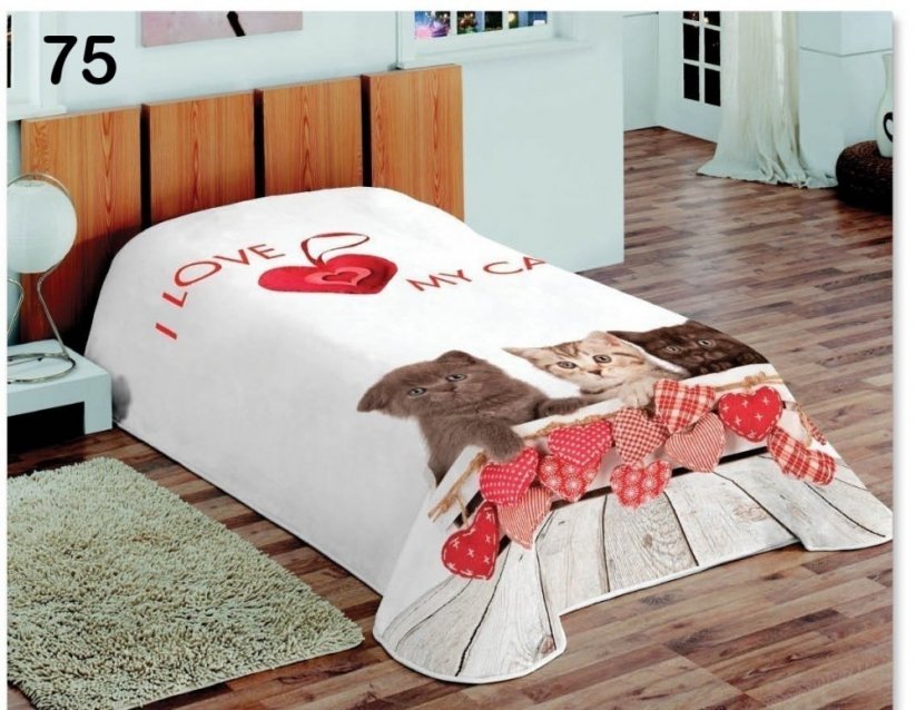 Moderní deka přes postel bílé barvy s kočičkami
