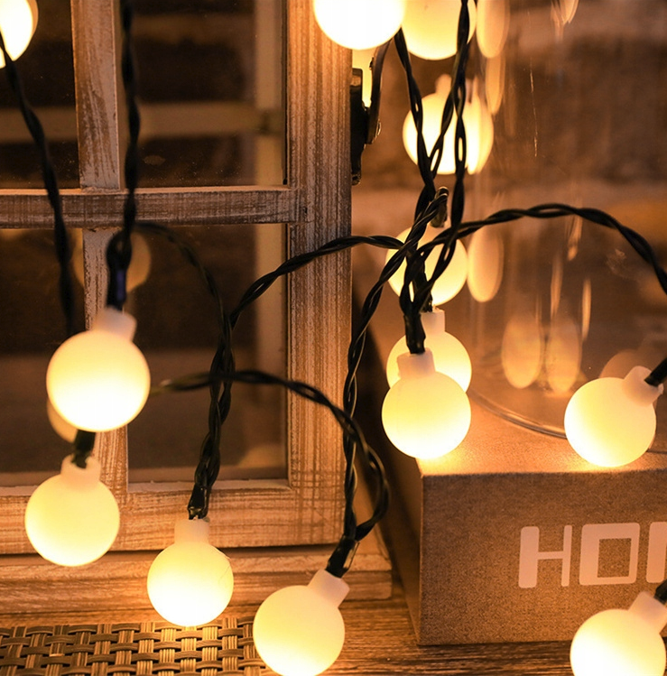 Weihnachtskette Kugeln 100 LED - 10 m - 8 Modi