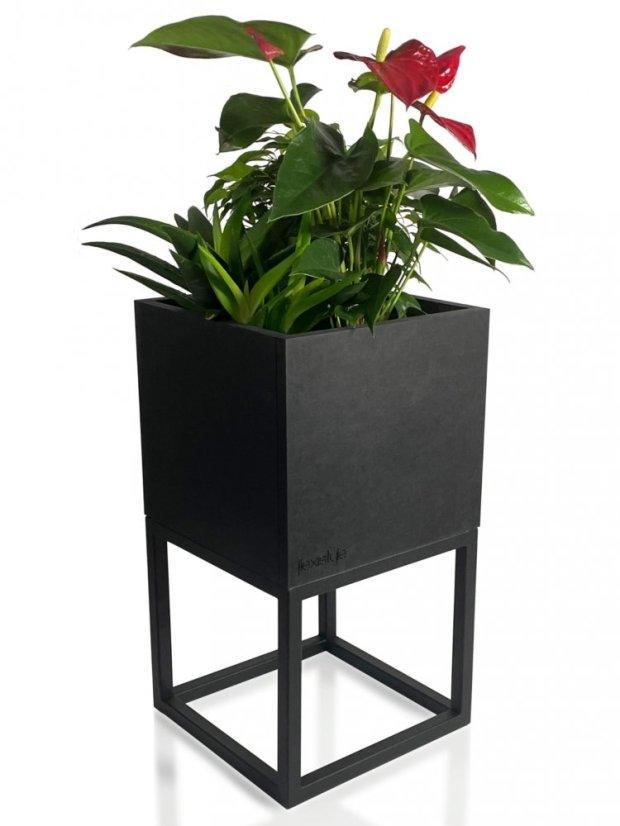 Ghiveci subțire și minimalist din metal negru 22X22X40 cm