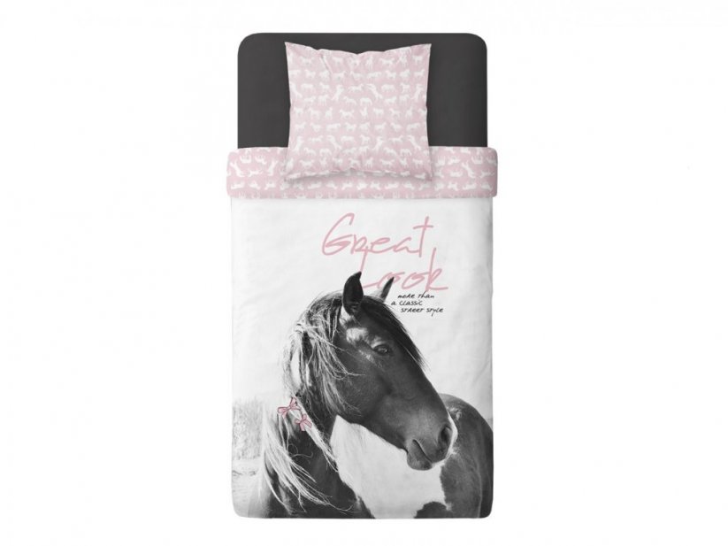 Biele posteľné obliečky s motívom koňa