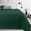Zelený květinový přehoz na postel s prošíváním