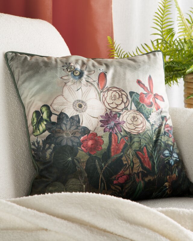 Dekorativní sametový povlak na polštář 45x45 cm - různé vzory