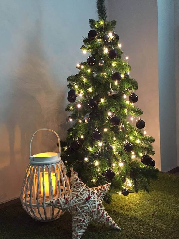 Műkarácsonyi fenyőfa 180 cm