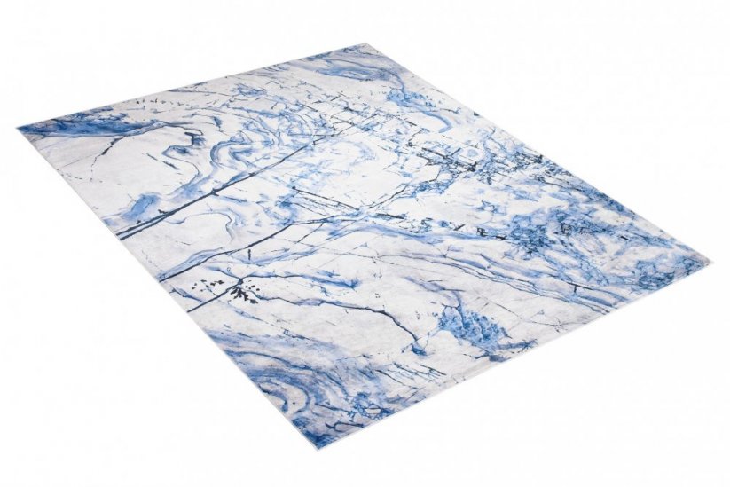 Обикновен бял и син килим с абстрактен модел