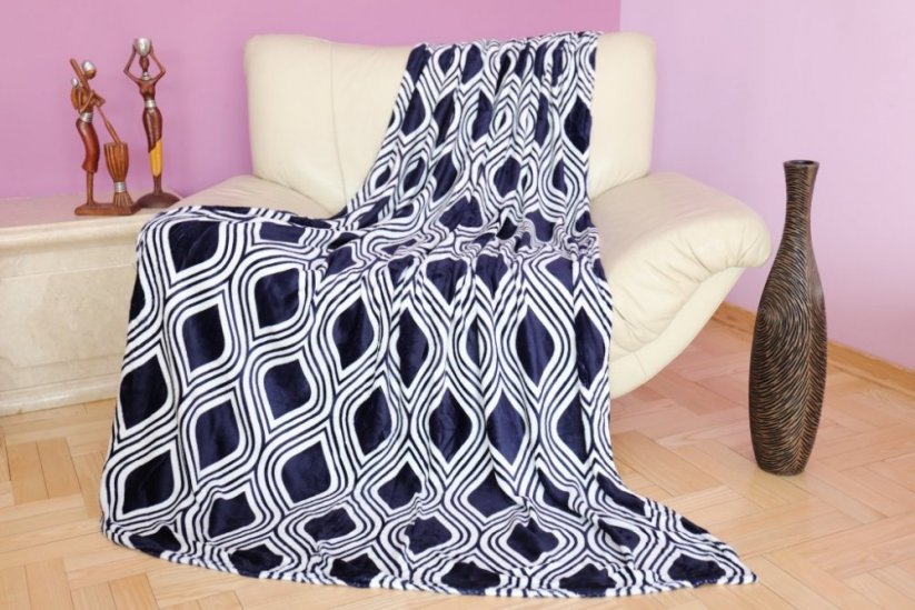 Luxusná deka v tmavo modrej farbe s bielym motívom
