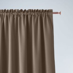 Hnedý záves Aura so zavesením na zlaté kruhy 140 x 280 cm Hnedý záves Aura so zavesením na zlaté kruhy 140 x 280 cm
