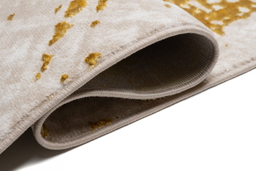 Изключителен бляскав килим в злато
