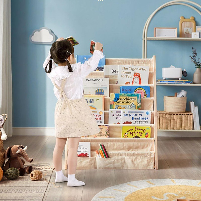 Detský regál na knihy s látkovými poličkami