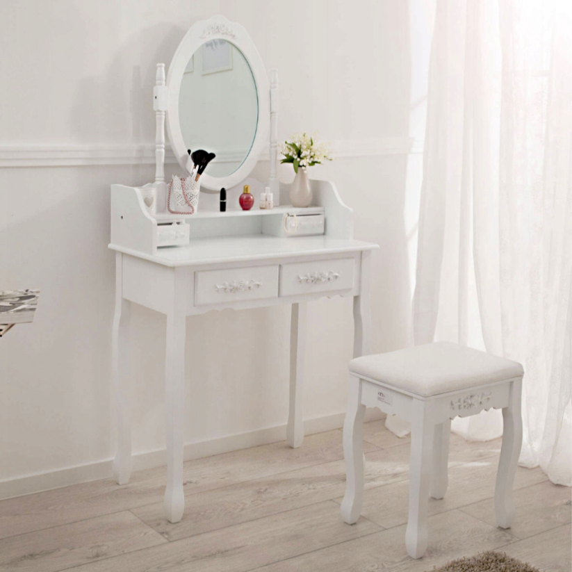 Kvalitní toaletní stolek s otáčecím zrcadlem a židličkou