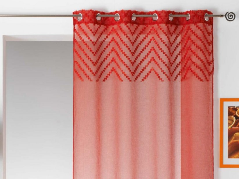 Червена завеса с деликатен модел в горната част SAHARA TOP 140x240 см