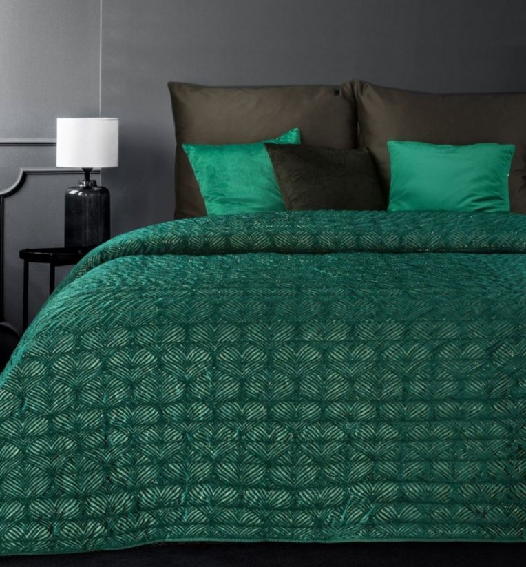 Originálny prehoz na posteľ s trblietkami zelenej farby