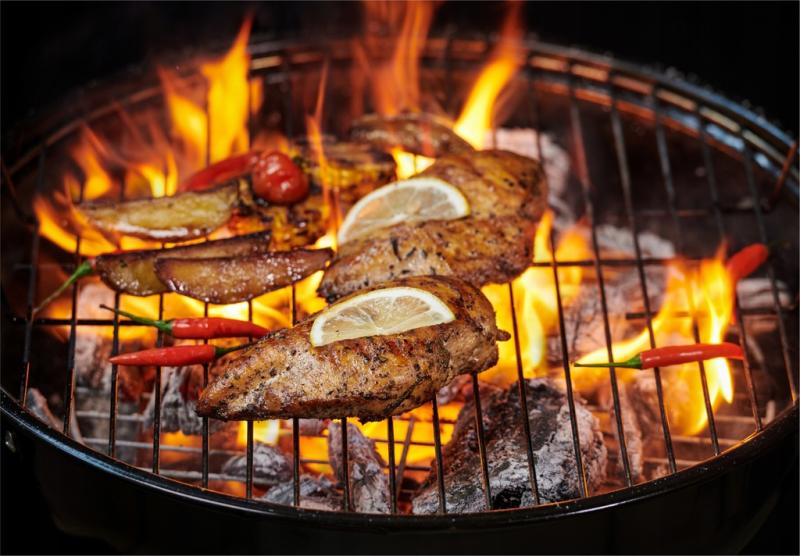 Kulatý zahradní gril 41 x 33,5 x 46,5 cm - červený