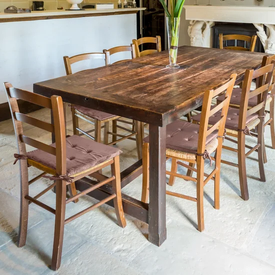 Bársony ülőpárna szegéllyel