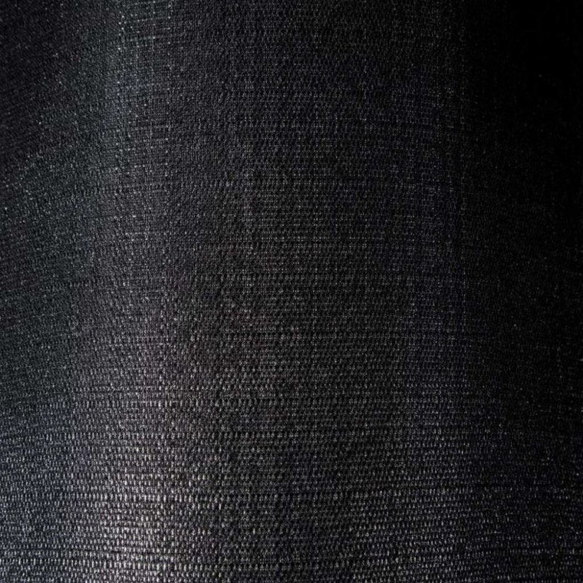 Elegantný čierny záves s leskom 140 x 250 cm