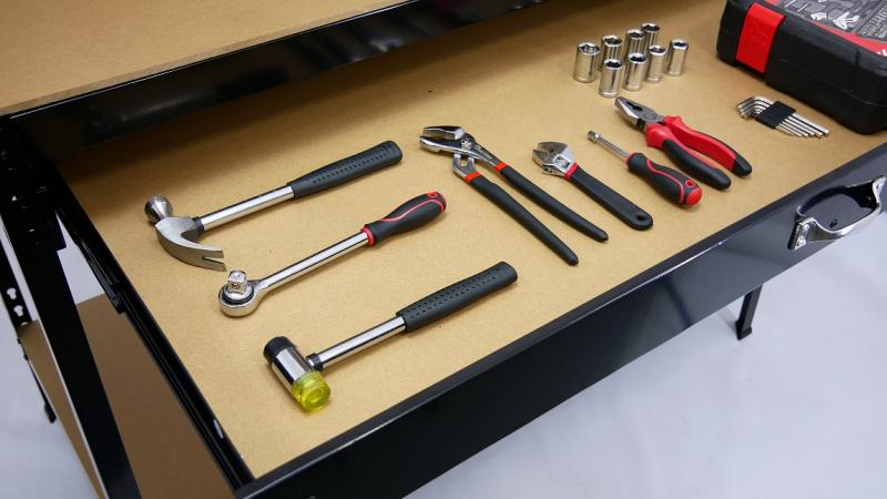 Stolek na nářadí se zásuvkou 120 X 60 X 150 cm