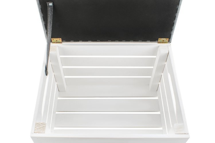 Drevený pufa s úložným priestorom – truhlica so sedákom