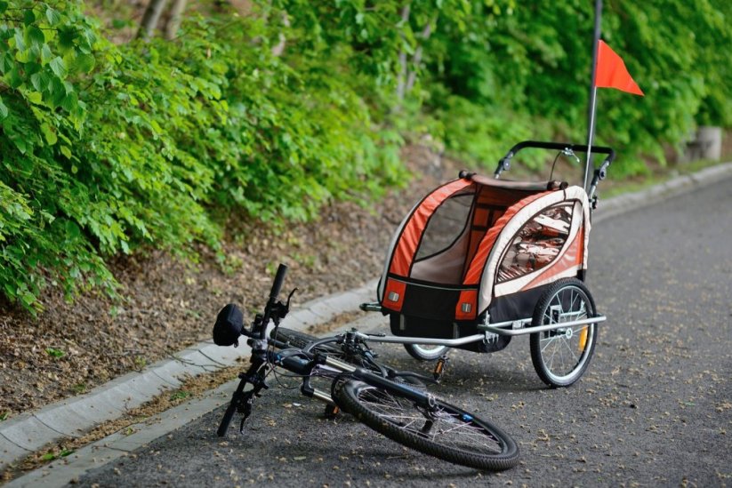 2-sedežna kolesarska prikolica z amortizerjem + JOGGER rdeča