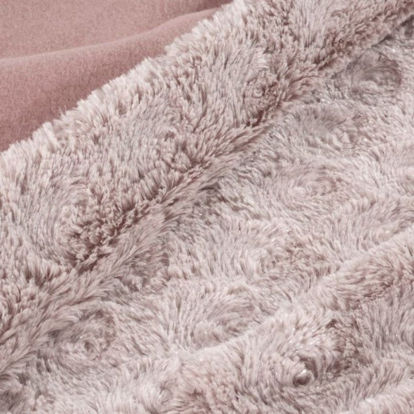 Minőségi rózsaszín ágytakaró hálószobába