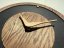 Drevené nástenné hodiny z tmavého dubového dreva Oak Flow – 30 cm