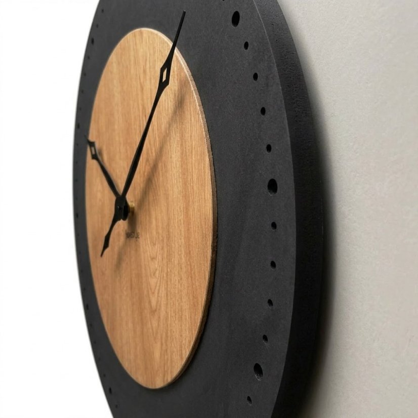 BLACK&OAK 2 Стенен часовник XXL от дъб, 75 см, с безшумен механизъм