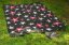 Černá pikniková deka s hvězdičkami v rozměru 200x220