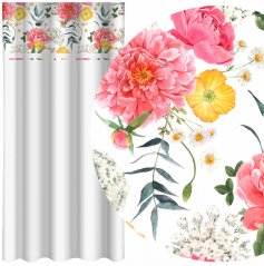 Klasična bijela zavjesa s printom prekrasnih ružičastih božura