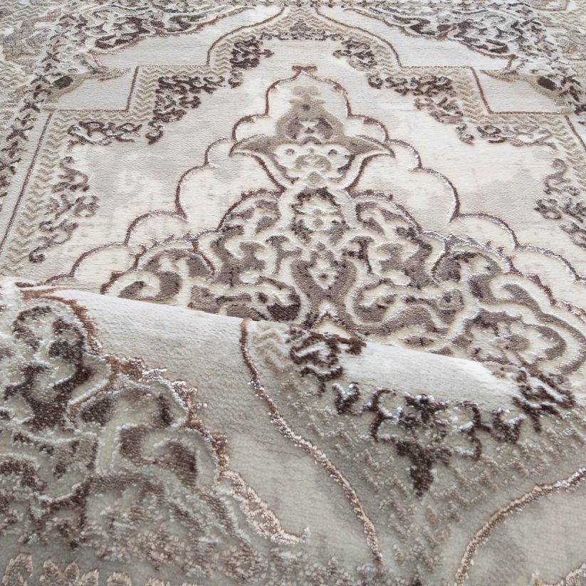 Elegantní koberec hnědé barvy ve vintage stylu