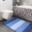 Gyönyörű kék szőnyegek a fürdőszobába