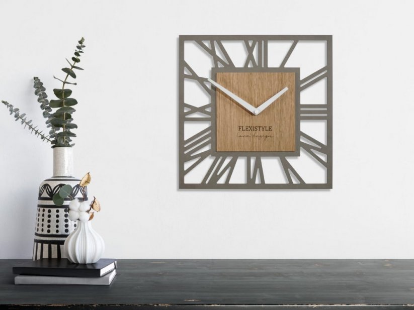 Drveni zidni sat u obliku kvadrata sive boje