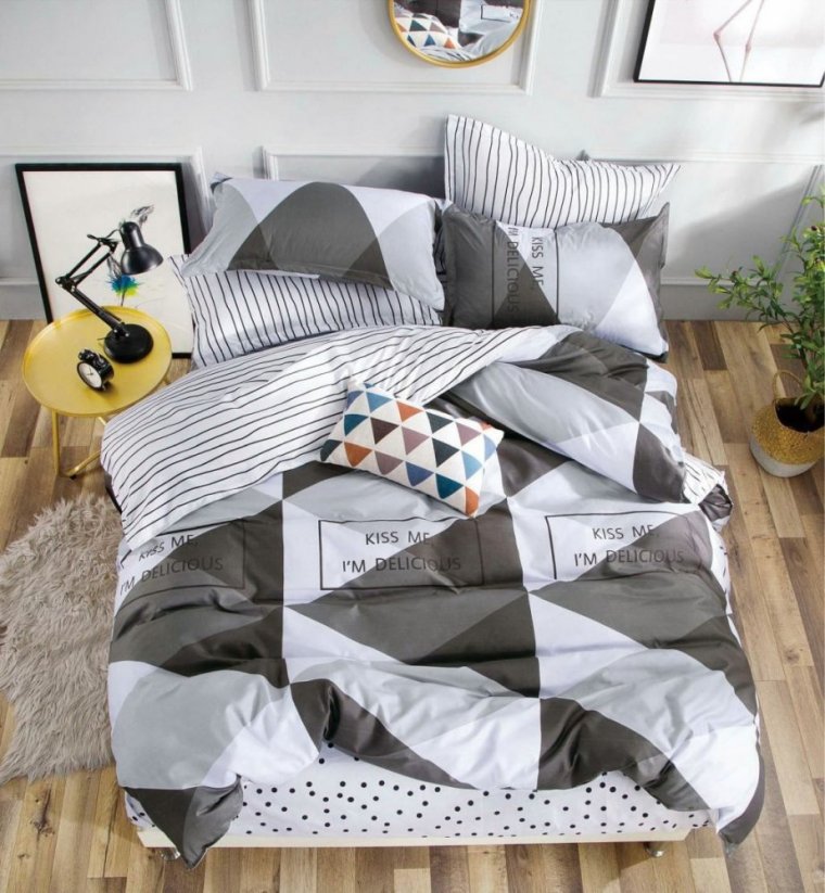 Obojstranné posteľné obliečky s geometrickým vzorom sivej farby