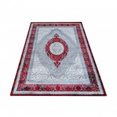 Exkluzívny koberec červenej farby vo vintage štýle