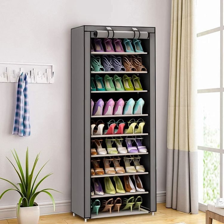 Textilszekrény cipők és ruhák számára