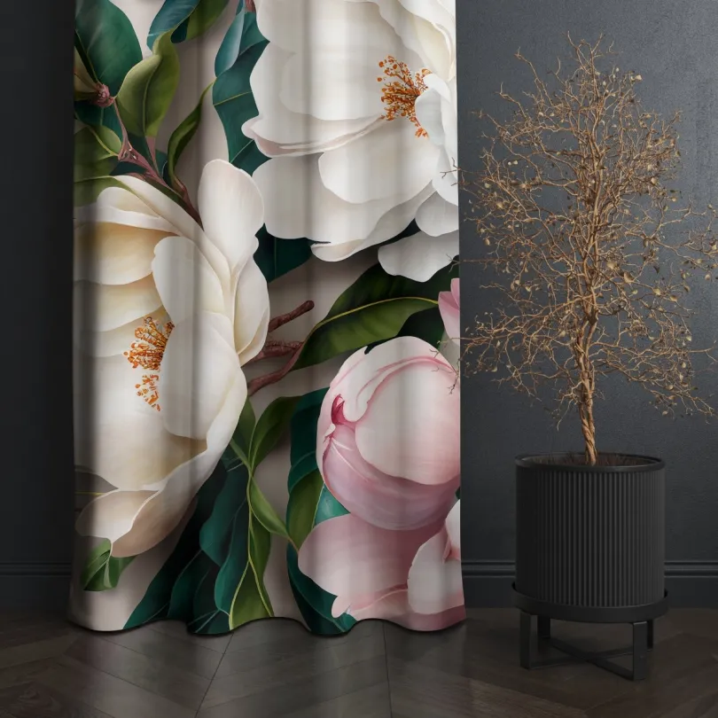 Dekoračný záves s výrazným vzorom magnólií