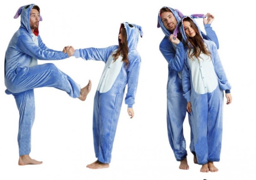Pyžamové overaly kigurumi modrej farby s motívom stitch