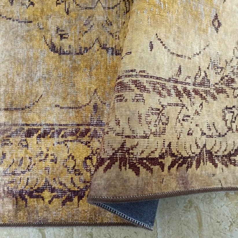 Goldteppich mit orientalischem Muster - Die Größe des Teppichs: Breite: 80 cm | Länge: 150 cm