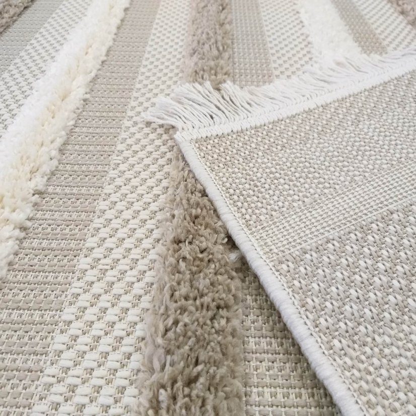 Tappeto senza tempo in stile scandinavo color beige