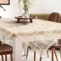 Față de masă elegantă cu margine de dantelă - bej