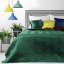 Jednobarevný přehoz na postel ze sametu v zelené barvě