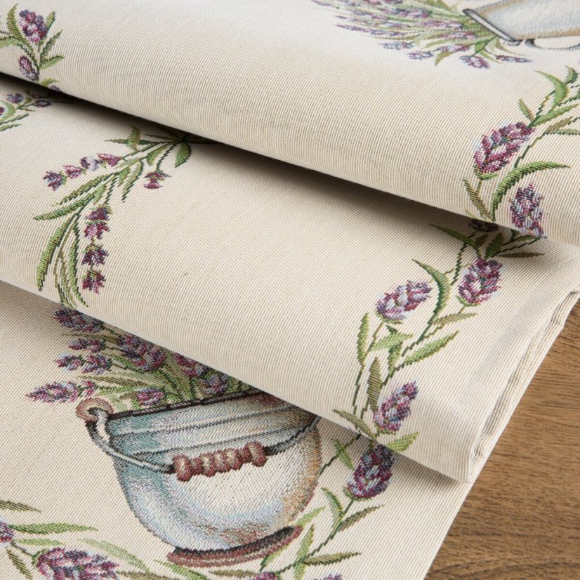 Běhoun s tkaným levandulovým vzorem