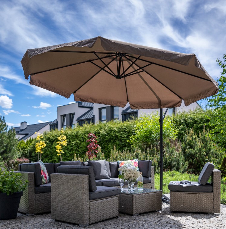 Veľký záhradný slnečník so stojanom CAPPUCINO