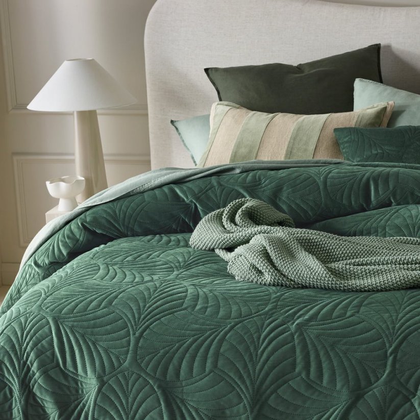 Зелена велурена покривка за легло Feel 220 x 240 cm
